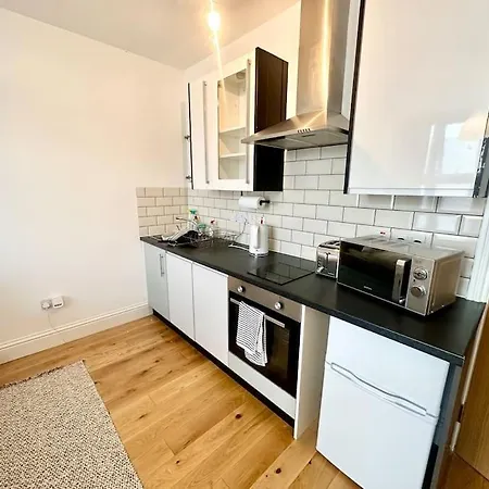 Se4, Self Contained Studio Flat. London Exterior photo